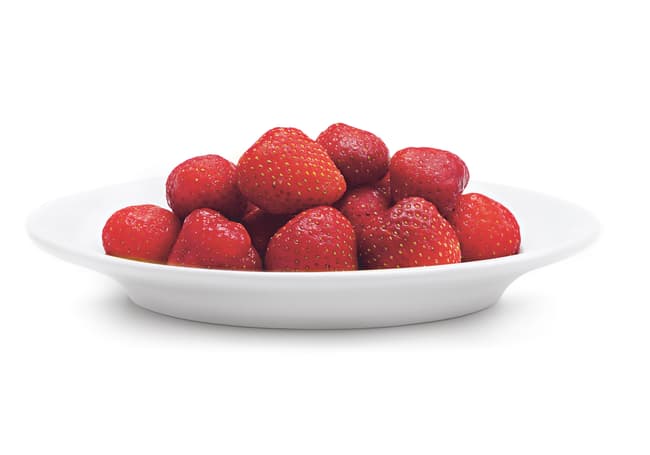 Erdbeeren ganz